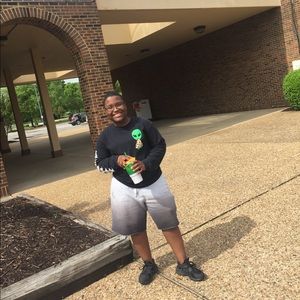 Meet your Posher, Shannon